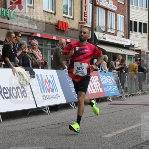 15.09.2024 - PSD Bank Halbmarathon Michael Strokosch http://msf.ph/oto/7085119 15.09.2024 11:23:45 Ziel 645, 687, 865, 894, 941, 1034, 1072 meine-sportfotos.de