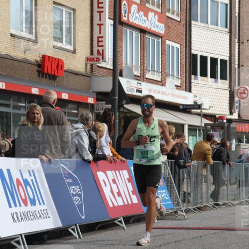 15.09.2024 - PSD Bank Halbmarathon Michael Strokosch http://msf.ph/oto/7085794 15.09.2024 11:25:03 Ziel 635, 656, 1033, 1075, 2472 meine-sportfotos.de