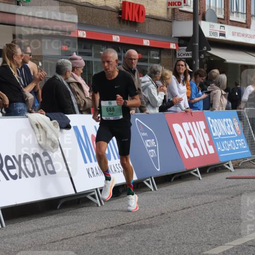 15.09.2024 - PSD Bank Halbmarathon Michael Strokosch http://msf.ph/oto/7086601 15.09.2024 11:26:36 Ziel 688, 1064, 1263 meine-sportfotos.de