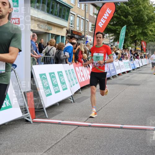 15.09.2024 - PSD Bank Halbmarathon Strokosch-Dieckow http://msf.ph/oto/7090162 15.09.2024 11:22:45 Ziel 429, 432, 593, 641, 666, 681, 685, 823, 824, 1473 meine-sportfotos.de
