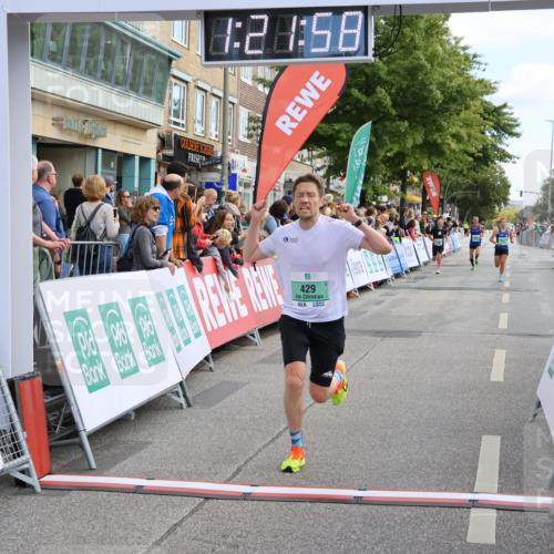 15.09.2024 - PSD Bank Halbmarathon Strokosch-Dieckow http://msf.ph/oto/7090202 15.09.2024 11:22:49 Ziel 429, 432, 599, 641, 661, 681, 685, 823, 824, 853, 1473 meine-sportfotos.de