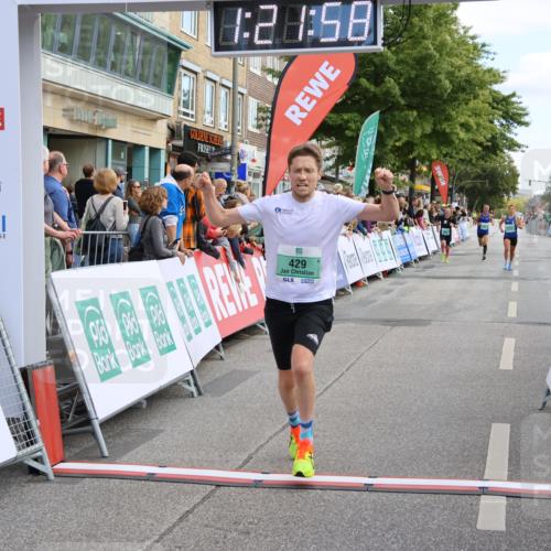 15.09.2024 - PSD Bank Halbmarathon Strokosch-Dieckow http://msf.ph/oto/7090236 15.09.2024 11:22:49 Ziel 429, 432, 599, 641, 661, 681, 685, 823, 824, 853, 1473 meine-sportfotos.de