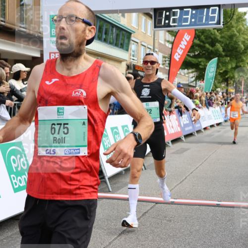 15.09.2024 - PSD Bank Halbmarathon Strokosch-Dieckow http://msf.ph/oto/7090655 15.09.2024 11:24:10 Ziel 659, 672, 675, 865, 894, 1034, 1072, 1098 meine-sportfotos.de