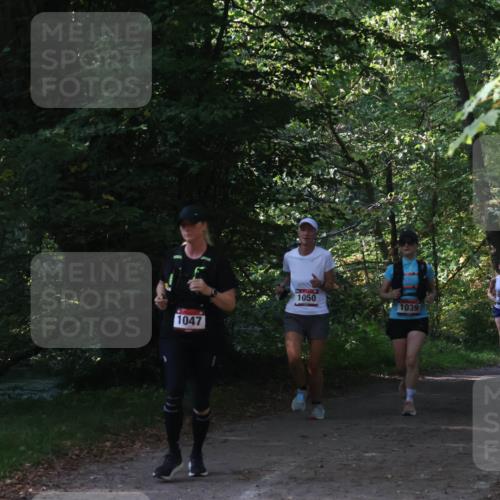 22.09.2024 - 32. Volkslauf durch das schöne Alstertal Luisa Fischer http://msf.ph/oto/7101801 22.09.2024 10:23:57 Laufen 1050, 1055, 1039, 1047, 17 meine-sportfotos.de