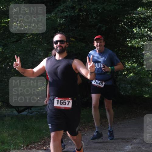 22.09.2024 - 32. Volkslauf durch das schöne Alstertal Luisa Fischer http://msf.ph/oto/7101866 22.09.2024 10:25:08 Laufen 1657, 1645, 10 meine-sportfotos.de