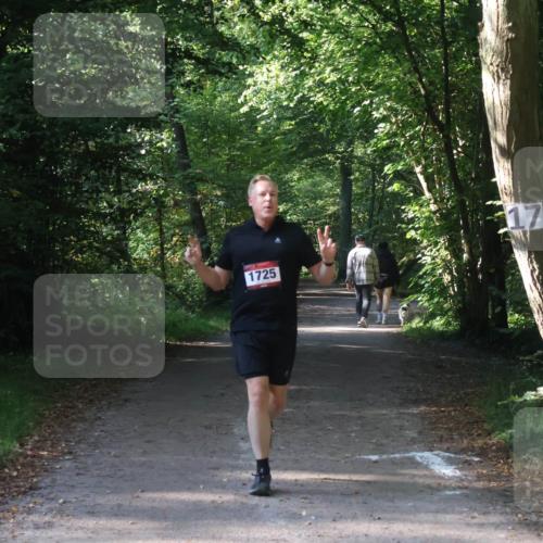 22.09.2024 - 32. Volkslauf durch das schöne Alstertal Luisa Fischer http://msf.ph/oto/7101930 22.09.2024 10:28:01 Laufen 1725, 17 meine-sportfotos.de