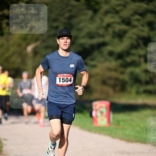 22.09.2024 - 32. Volkslauf durch das schöne Alstertal Dr. Thomas Lammeyer http://msf.ph/oto/7104160 22.09.2024 10:04:25 Laufen 1504 meine-sportfotos.de