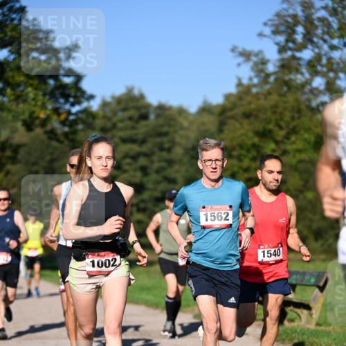 22.09.2024 - 32. Volkslauf durch das schöne Alstertal Dr. Thomas Lammeyer http://msf.ph/oto/7104488 22.09.2024 10:05:10 Laufen 1002, 1562, 1540 meine-sportfotos.de