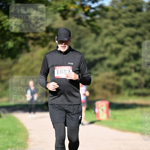 22.09.2024 - 32. Volkslauf durch das schöne Alstertal Dr. Thomas Lammeyer http://msf.ph/oto/7106134 22.09.2024 10:08:01 Laufen 1682 meine-sportfotos.de
