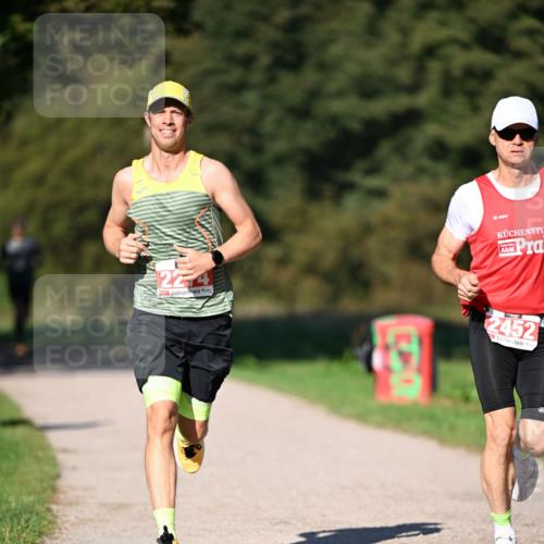 22.09.2024 - 32. Volkslauf durch das schöne Alstertal Dr. Thomas Lammeyer http://msf.ph/oto/7106282 22.09.2024 10:24:25 Laufen 22, 4, 2452 meine-sportfotos.de