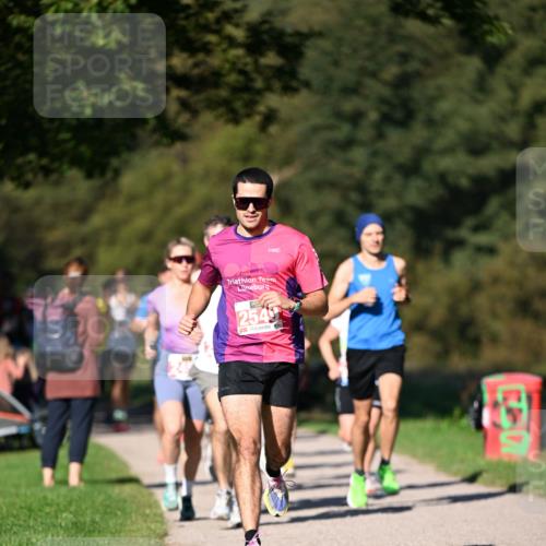 22.09.2024 - 32. Volkslauf durch das schöne Alstertal Dr. Thomas Lammeyer http://msf.ph/oto/7106348 22.09.2024 10:24:44 Laufen 2543 meine-sportfotos.de