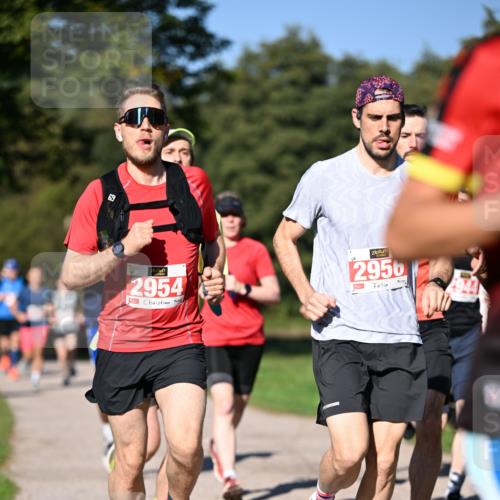 22.09.2024 - 32. Volkslauf durch das schöne Alstertal Dr. Thomas Lammeyer http://msf.ph/oto/7106495 22.09.2024 10:24:59 Laufen 2954, 2956 meine-sportfotos.de