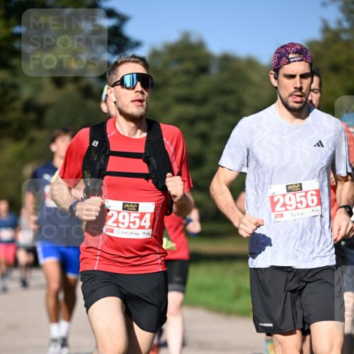 22.09.2024 - 32. Volkslauf durch das schöne Alstertal Dr. Thomas Lammeyer http://msf.ph/oto/7106498 22.09.2024 10:25:00 Laufen 2954, 2956 meine-sportfotos.de