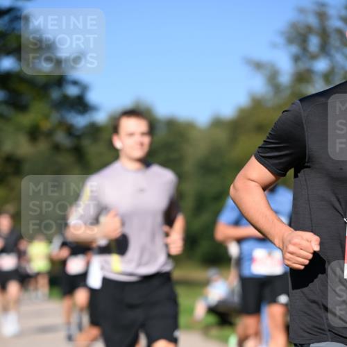 22.09.2024 - 32. Volkslauf durch das schöne Alstertal Dr. Thomas Lammeyer http://msf.ph/oto/7106589 22.09.2024 10:25:15 Laufen  meine-sportfotos.de