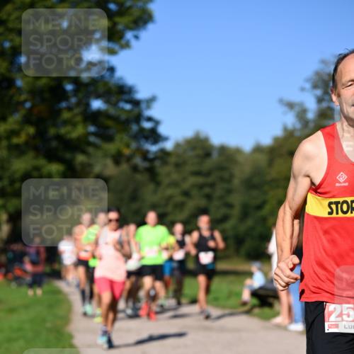 22.09.2024 - 32. Volkslauf durch das schöne Alstertal Dr. Thomas Lammeyer http://msf.ph/oto/7106698 22.09.2024 10:25:36 Laufen 25 meine-sportfotos.de