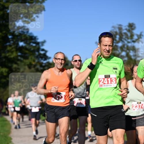 22.09.2024 - 32. Volkslauf durch das schöne Alstertal Dr. Thomas Lammeyer http://msf.ph/oto/7106721 22.09.2024 10:25:40 Laufen 2970, 2413, 10, 2374 meine-sportfotos.de