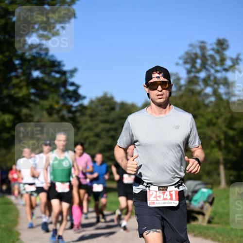 22.09.2024 - 32. Volkslauf durch das schöne Alstertal Dr. Thomas Lammeyer http://msf.ph/oto/7106739 22.09.2024 10:25:43 Laufen 2541 meine-sportfotos.de