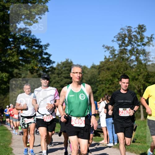 22.09.2024 - 32. Volkslauf durch das schöne Alstertal Dr. Thomas Lammeyer http://msf.ph/oto/7106747 22.09.2024 10:25:45 Laufen 2565, 2490, 2362 meine-sportfotos.de