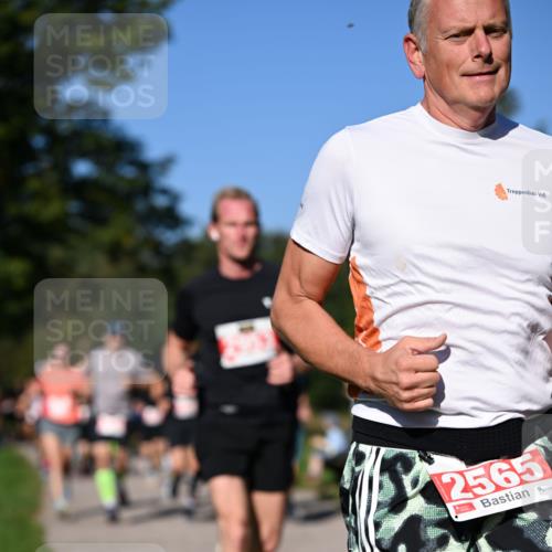 22.09.2024 - 32. Volkslauf durch das schöne Alstertal Dr. Thomas Lammeyer http://msf.ph/oto/7106766 22.09.2024 10:25:48 Laufen 2565 meine-sportfotos.de