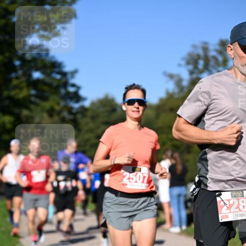 22.09.2024 - 32. Volkslauf durch das schöne Alstertal Dr. Thomas Lammeyer http://msf.ph/oto/7106788 22.09.2024 10:25:52 Laufen 2507, 28 meine-sportfotos.de