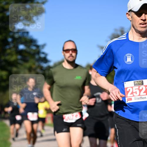 22.09.2024 - 32. Volkslauf durch das schöne Alstertal Dr. Thomas Lammeyer http://msf.ph/oto/7106825 22.09.2024 10:25:58 Laufen 252 meine-sportfotos.de