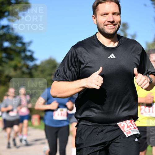 22.09.2024 - 32. Volkslauf durch das schöne Alstertal Dr. Thomas Lammeyer http://msf.ph/oto/7106845 22.09.2024 10:26:03 Laufen 254, 241 meine-sportfotos.de