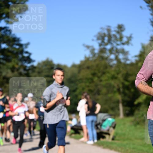22.09.2024 - 32. Volkslauf durch das schöne Alstertal Dr. Thomas Lammeyer http://msf.ph/oto/7106867 22.09.2024 10:26:07 Laufen  meine-sportfotos.de
