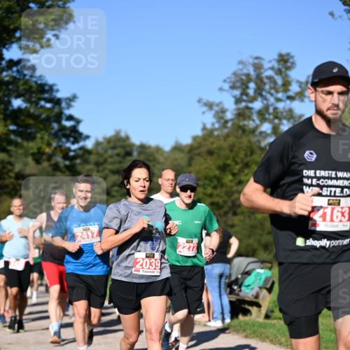 22.09.2024 - 32. Volkslauf durch das schöne Alstertal Dr. Thomas Lammeyer http://msf.ph/oto/7106932 22.09.2024 10:26:19 Laufen 2417, 2039, 2272, 2163 meine-sportfotos.de