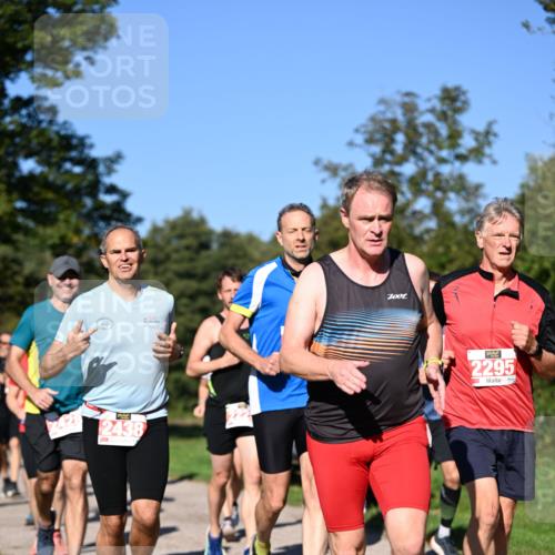 22.09.2024 - 32. Volkslauf durch das schöne Alstertal Dr. Thomas Lammeyer http://msf.ph/oto/7106942 22.09.2024 10:26:22 Laufen 2438, 2295 meine-sportfotos.de