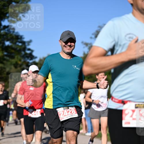 22.09.2024 - 32. Volkslauf durch das schöne Alstertal Dr. Thomas Lammeyer http://msf.ph/oto/7106952 22.09.2024 10:26:23 Laufen 2428, 243 meine-sportfotos.de