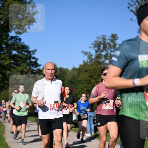 22.09.2024 - 32. Volkslauf durch das schöne Alstertal Dr. Thomas Lammeyer http://msf.ph/oto/7107022 22.09.2024 10:26:37 Laufen 241, 2388, 70 meine-sportfotos.de