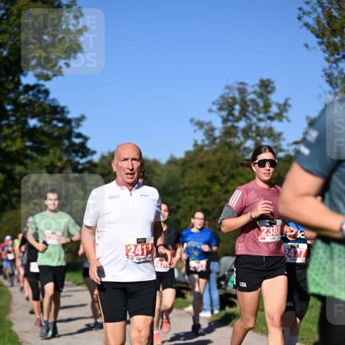 22.09.2024 - 32. Volkslauf durch das schöne Alstertal Dr. Thomas Lammeyer http://msf.ph/oto/7107023 22.09.2024 10:26:38 Laufen 2412, 2388, 1, 2477 meine-sportfotos.de