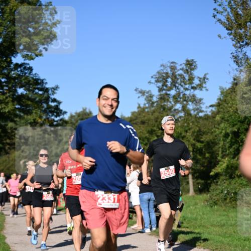 22.09.2024 - 32. Volkslauf durch das schöne Alstertal Dr. Thomas Lammeyer http://msf.ph/oto/7107127 22.09.2024 10:26:59 Laufen 2562, 205, 2331, 2540 meine-sportfotos.de
