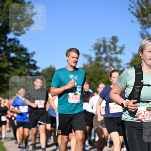 22.09.2024 - 32. Volkslauf durch das schöne Alstertal Dr. Thomas Lammeyer http://msf.ph/oto/7107206 22.09.2024 10:27:17 Laufen 20 meine-sportfotos.de