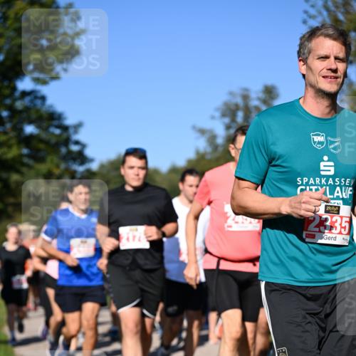 22.09.2024 - 32. Volkslauf durch das schöne Alstertal Dr. Thomas Lammeyer http://msf.ph/oto/7107210 22.09.2024 10:27:18 Laufen 12335 meine-sportfotos.de