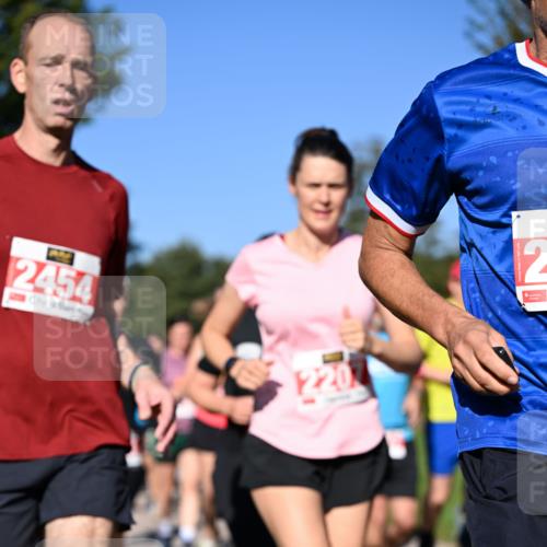 22.09.2024 - 32. Volkslauf durch das schöne Alstertal Dr. Thomas Lammeyer http://msf.ph/oto/7107225 22.09.2024 10:27:20 Laufen 2454, 220, 2 meine-sportfotos.de