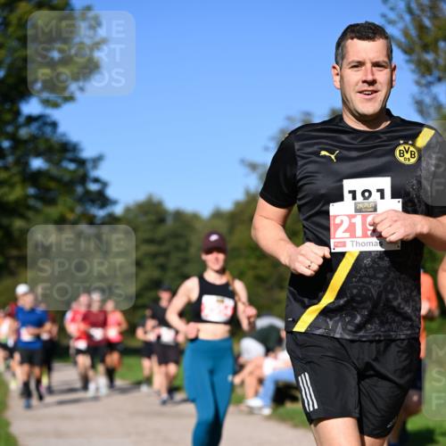 22.09.2024 - 32. Volkslauf durch das schöne Alstertal Dr. Thomas Lammeyer http://msf.ph/oto/7107320 22.09.2024 10:27:46 Laufen 191, 219, 09 meine-sportfotos.de