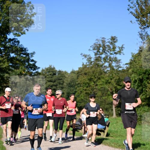 22.09.2024 - 32. Volkslauf durch das schöne Alstertal Dr. Thomas Lammeyer http://msf.ph/oto/7107330 22.09.2024 10:27:50 Laufen 2005, 2003, 2326, 2004, 2948 meine-sportfotos.de