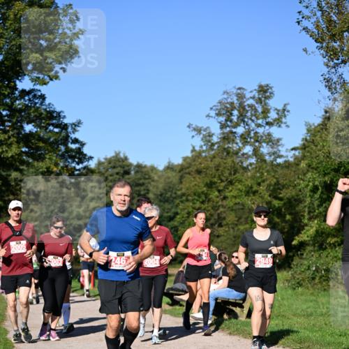 22.09.2024 - 32. Volkslauf durch das schöne Alstertal Dr. Thomas Lammeyer http://msf.ph/oto/7107333 22.09.2024 10:27:50 Laufen 2005, 246, 2004, 2949 meine-sportfotos.de