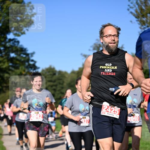 22.09.2024 - 32. Volkslauf durch das schöne Alstertal Dr. Thomas Lammeyer http://msf.ph/oto/7107389 22.09.2024 10:28:02 Laufen 2042, 137, 2425, 2040 meine-sportfotos.de