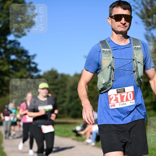 22.09.2024 - 32. Volkslauf durch das schöne Alstertal Dr. Thomas Lammeyer http://msf.ph/oto/7107459 22.09.2024 10:28:15 Laufen 2170 meine-sportfotos.de