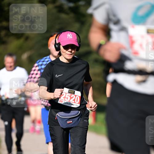 22.09.2024 - 32. Volkslauf durch das schöne Alstertal Dr. Thomas Lammeyer http://msf.ph/oto/7107555 22.09.2024 10:28:41 Laufen 2520 meine-sportfotos.de