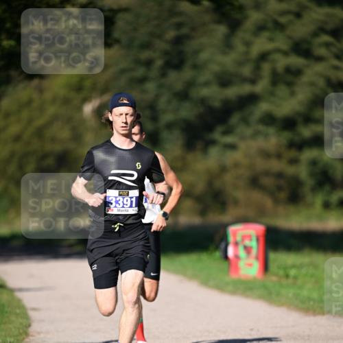 22.09.2024 - 32. Volkslauf durch das schöne Alstertal Dr. Thomas Lammeyer http://msf.ph/oto/7107622 22.09.2024 10:34:07 Laufen 2, 3391 meine-sportfotos.de