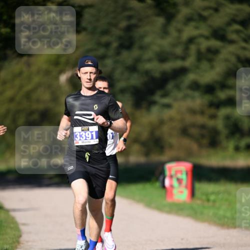 22.09.2024 - 32. Volkslauf durch das schöne Alstertal Dr. Thomas Lammeyer http://msf.ph/oto/7107623 22.09.2024 10:34:07 Laufen 3391 meine-sportfotos.de