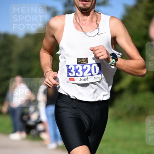 22.09.2024 - 32. Volkslauf durch das schöne Alstertal Dr. Thomas Lammeyer http://msf.ph/oto/7107639 22.09.2024 10:34:10 Laufen 3320 meine-sportfotos.de