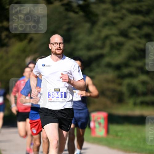 22.09.2024 - 32. Volkslauf durch das schöne Alstertal Dr. Thomas Lammeyer http://msf.ph/oto/7107662 22.09.2024 10:34:17 Laufen 3941 meine-sportfotos.de