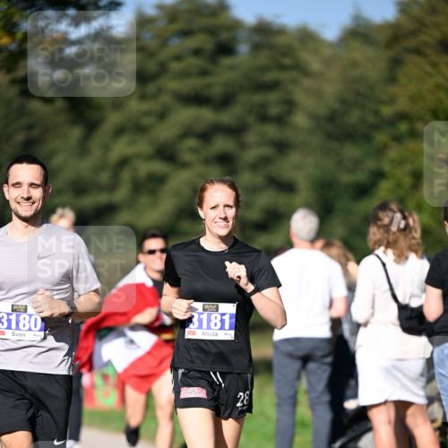 22.09.2024 - 32. Volkslauf durch das schöne Alstertal Dr. Thomas Lammeyer http://msf.ph/oto/7107974 22.09.2024 10:35:24 Laufen 3180, 3181, 28 meine-sportfotos.de