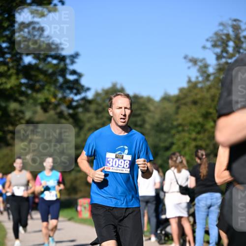 22.09.2024 - 32. Volkslauf durch das schöne Alstertal Dr. Thomas Lammeyer http://msf.ph/oto/7108080 22.09.2024 10:35:49 Laufen 3098 meine-sportfotos.de