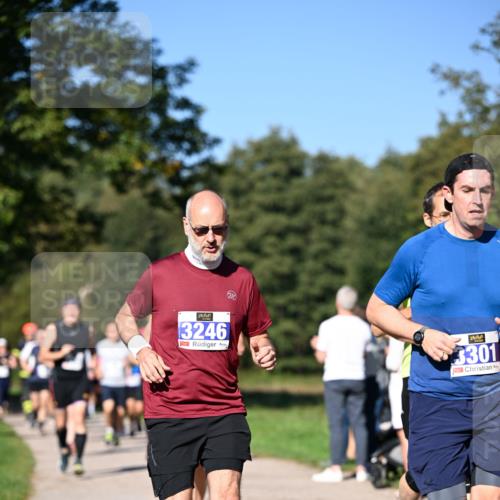 22.09.2024 - 32. Volkslauf durch das schöne Alstertal Dr. Thomas Lammeyer http://msf.ph/oto/7108120 22.09.2024 10:36:02 Laufen 3246, 3301 meine-sportfotos.de