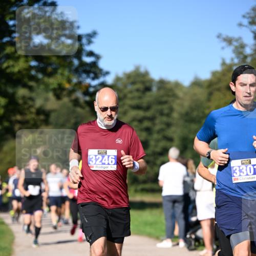 22.09.2024 - 32. Volkslauf durch das schöne Alstertal Dr. Thomas Lammeyer http://msf.ph/oto/7108121 22.09.2024 10:36:02 Laufen 3246, 3301 meine-sportfotos.de